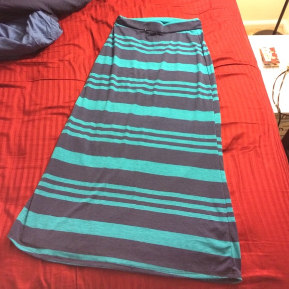 Long maxi skirt