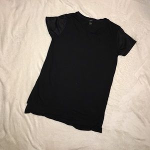 Lightweight soft cotton blend shirt.