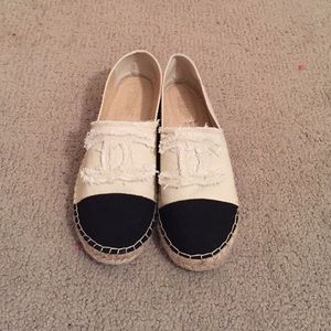 Espadrille's in black and white (not authentic)
