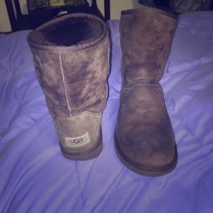 Short Chocolate Brown Ugg