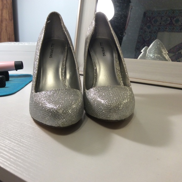 Heels - Picture 2 of 3