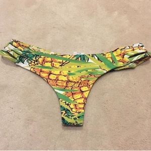 Midori signature pineapple bottoms