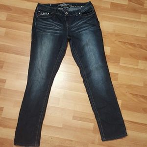 Size 31W/32L dark Vanity Premium Sasha