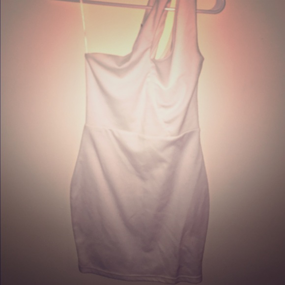 Double sleeve white dress