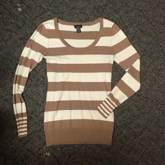 Tan And White Stripped Sweater