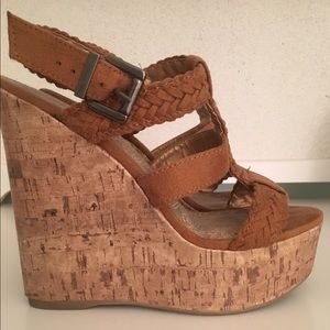 🌺Brown Wedge Heels🌺FRIDAY SALE