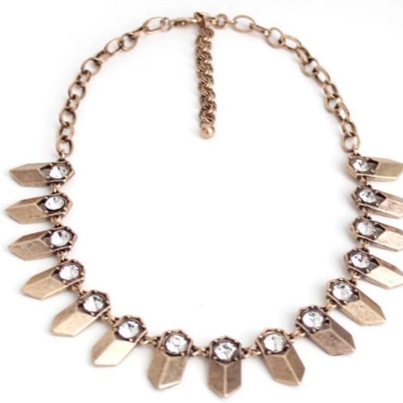 🆕 Antique Gold Statement Necklace - Picture 2 of 3