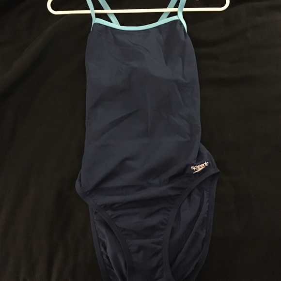 ‼️NEEDS TO GO‼️Speedo Swimsuit - Picture 2 of 2