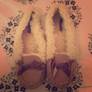 ⭐️American Eagle Moccasins/Slippers⭐️