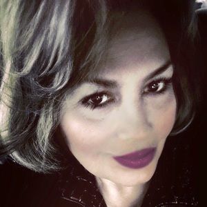 Meet your Posher, Annette