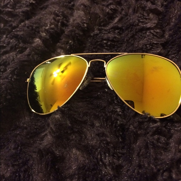 sunglass hut sunglasses!😎
