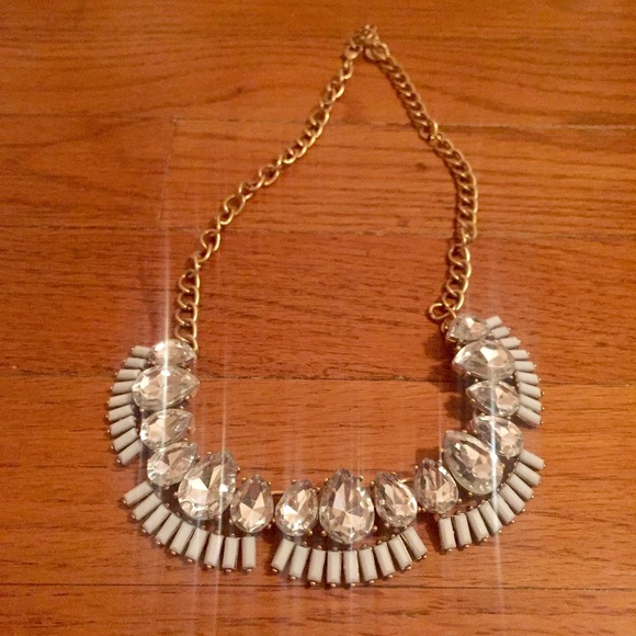 🚫SOLD🚫 LOFT statement necklace