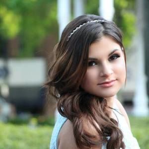 Meet your Posher, Daiany