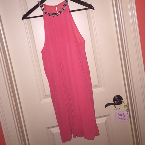 High neck formal wear dress - Picture 2 of 3