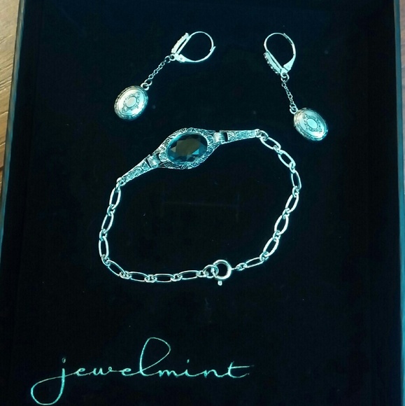 Jewelmint Windsor Set