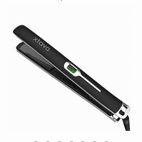 Flat iron. Like new with box