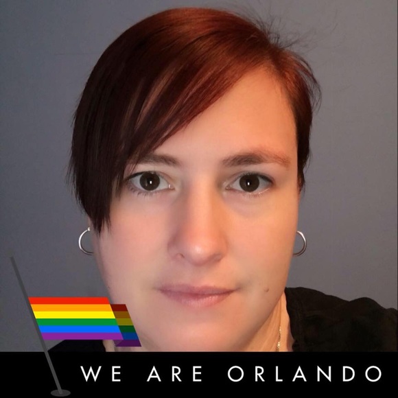 Meet your Posher, Megan - Picture 3 of 3