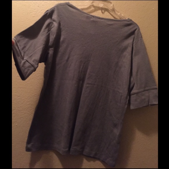 Top, 3/4 sleeve, v-neck - Picture 2 of 4