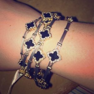 Fleur-De-Lis Bracelet Set