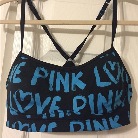 VS Medium impact sports bra. In like new condition