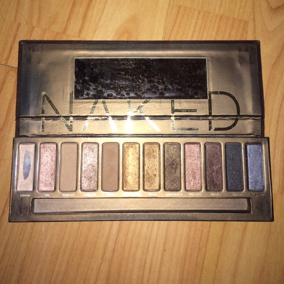 Naked palette
