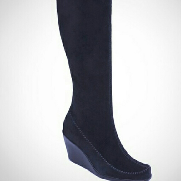 AEROSOLES Shoes - 🌺 HP 🌺 Aerosols Black Wedge Boots NWOB