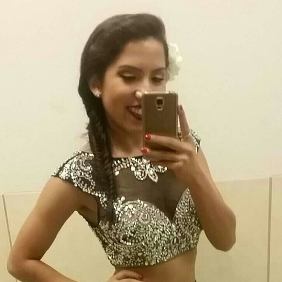 Dress - Picture 1 of 4