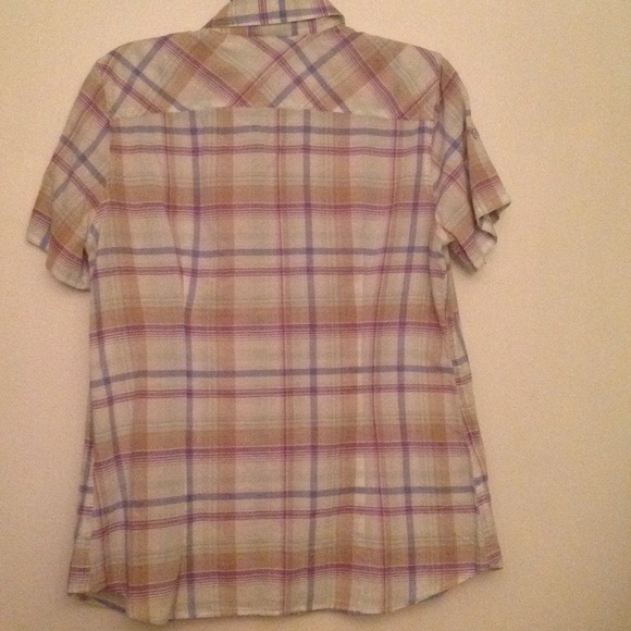 Eddie Bauer shaped fit shirt - Picture 2 of 4