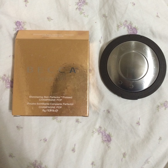 Becca and Jaclyn Hill Champagne Pop Highlighter