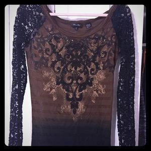 Miss Me jeweled shirt w/lace sleeves