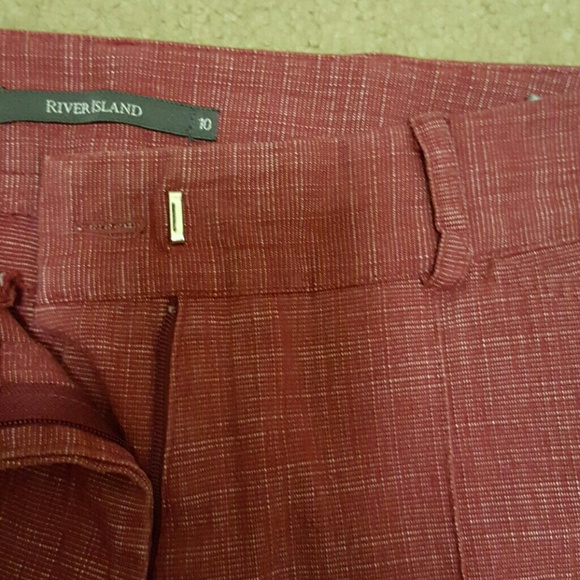 Red pant - Picture 2 of 4