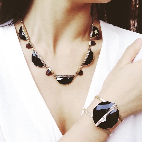 🆕 OCEAN JEWELERS Statement Cuff - Picture 4 of 4