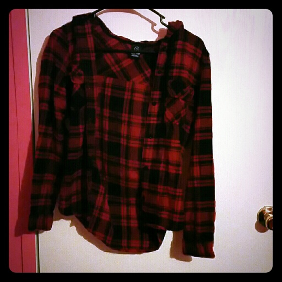 empyre Tops - Flannel shirt with hood