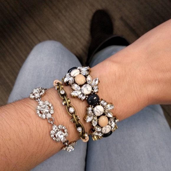 🆕 Statement Bracelet (Stretch) - Picture 3 of 4