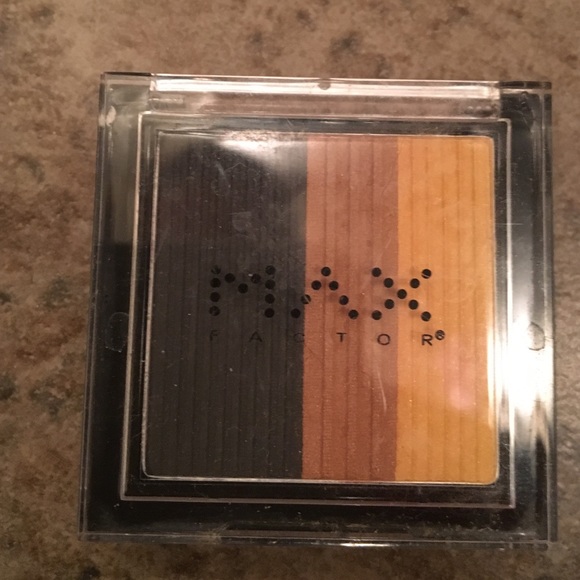 Max eyeshadow combo