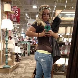 Meet your Posher, Amber