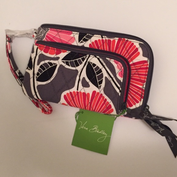 Vera Bradley Zip Zip wristlet in cherry blossoms
