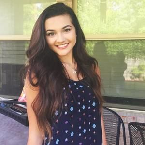 Meet your Posher, Isabella