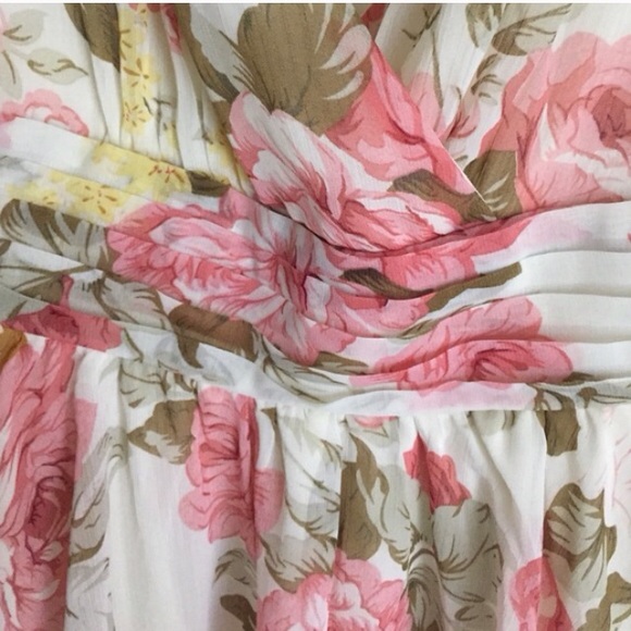 Blush floral dress - Picture 2 of 2