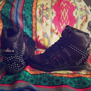 Selena Gomez sneakers