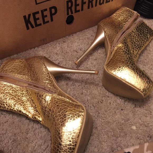 Booties - Picture 2 of 3