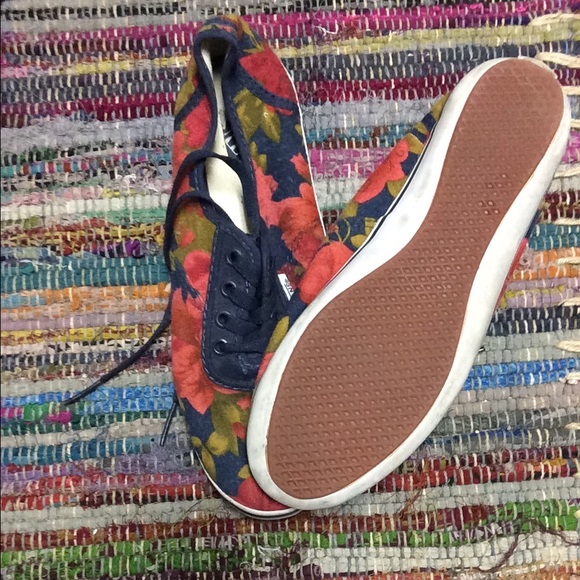 Floral Vans