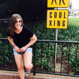 Meet your Posher, Felicia