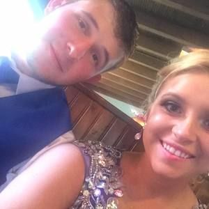 Meet your Posher, Adrianna