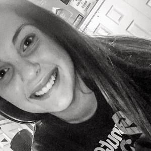 Meet your Posher, Elise