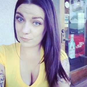 Meet your Posher, Candice