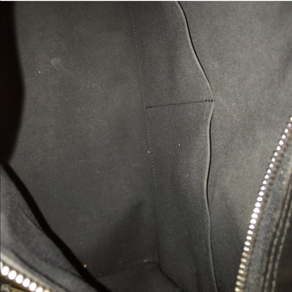 SOLD Black epi leather Louis Vuitton speedy 35bag - Picture 3 of 4