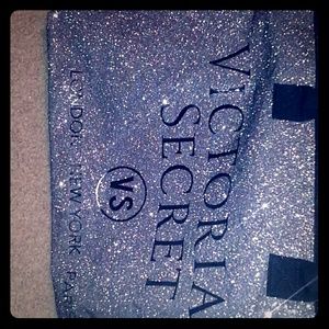 Vs beautiful bag & gap hoodie