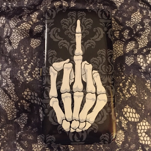 Skull Hand Wallet