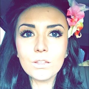 Meet your Posher, Michelle